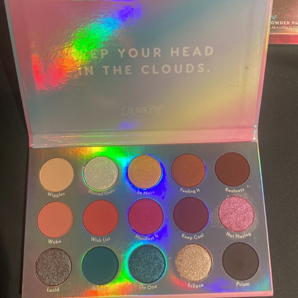 Chasing Rainbows Colourpop palette 🎨 - Picture 3 of 5